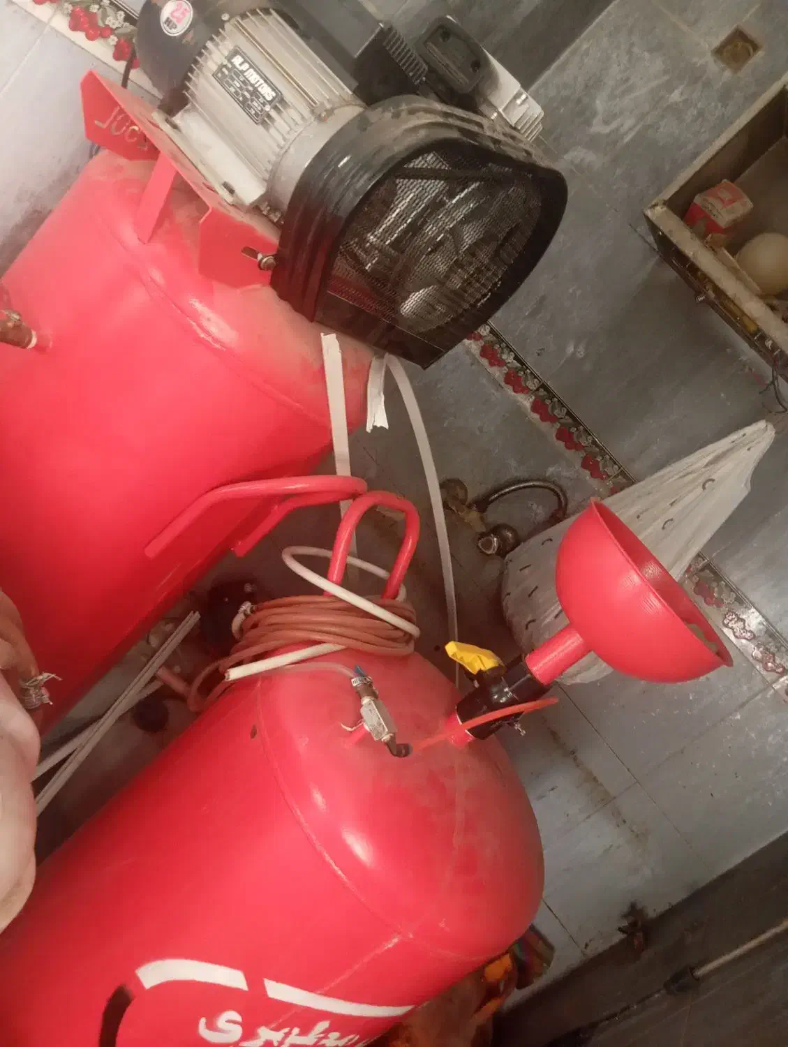 ماشین ولوازم کارواش صنعتی|خودرو سواری و وانت|چمران, |دیوار