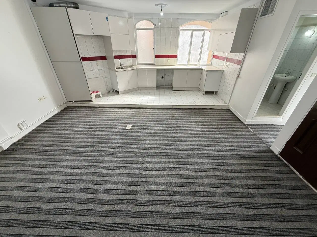 ۵۳متر۱خواب طبقه دوم سندی تکواحدی تخلیه خوش نقشه