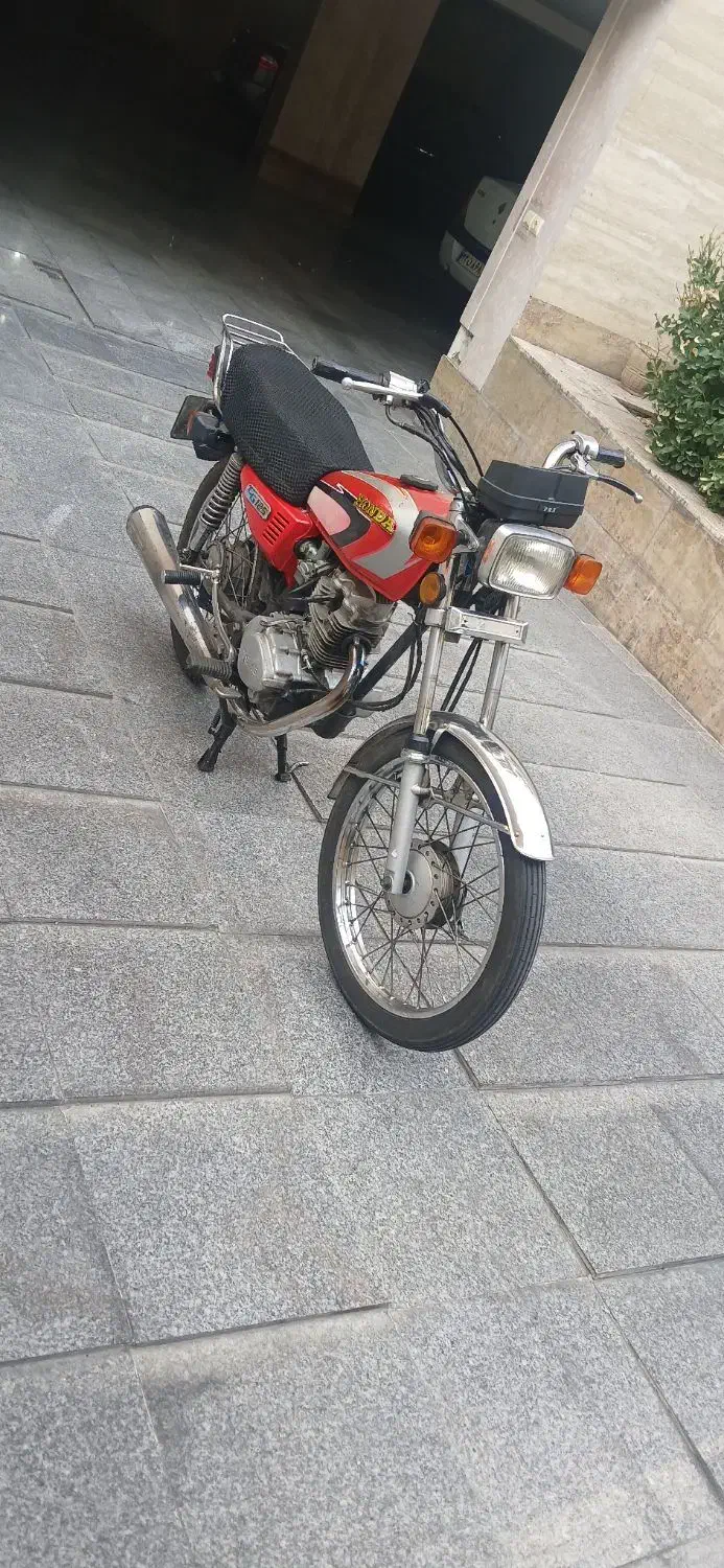 هندا ۱۲۵ مدل ۹۲|موتورسیکلت|تهران, باغ فیض|دیوار