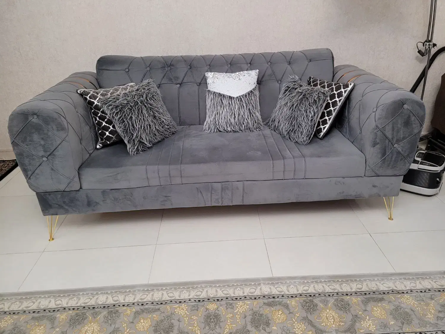 مبل راحتی در حد نو|مبلمان خانگی و میز عسلی|کرمانشاه, |دیوار