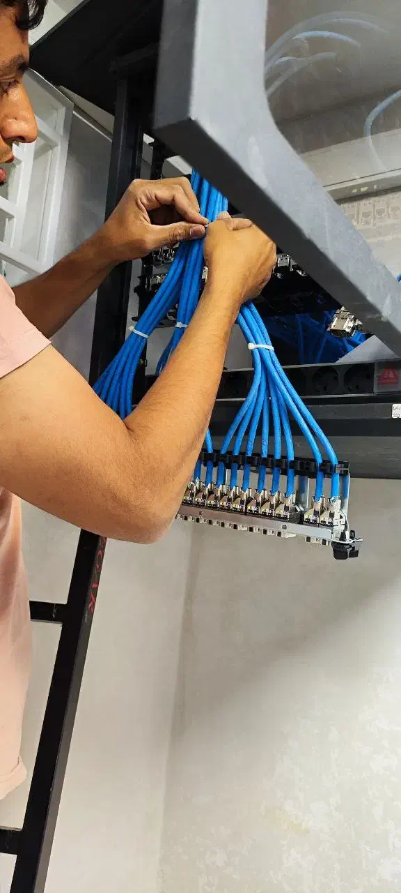 انواع خدمات تخصصی شبکه (Active و Passive)|خدمات پیشه و مهارت|همدان, |دیوار