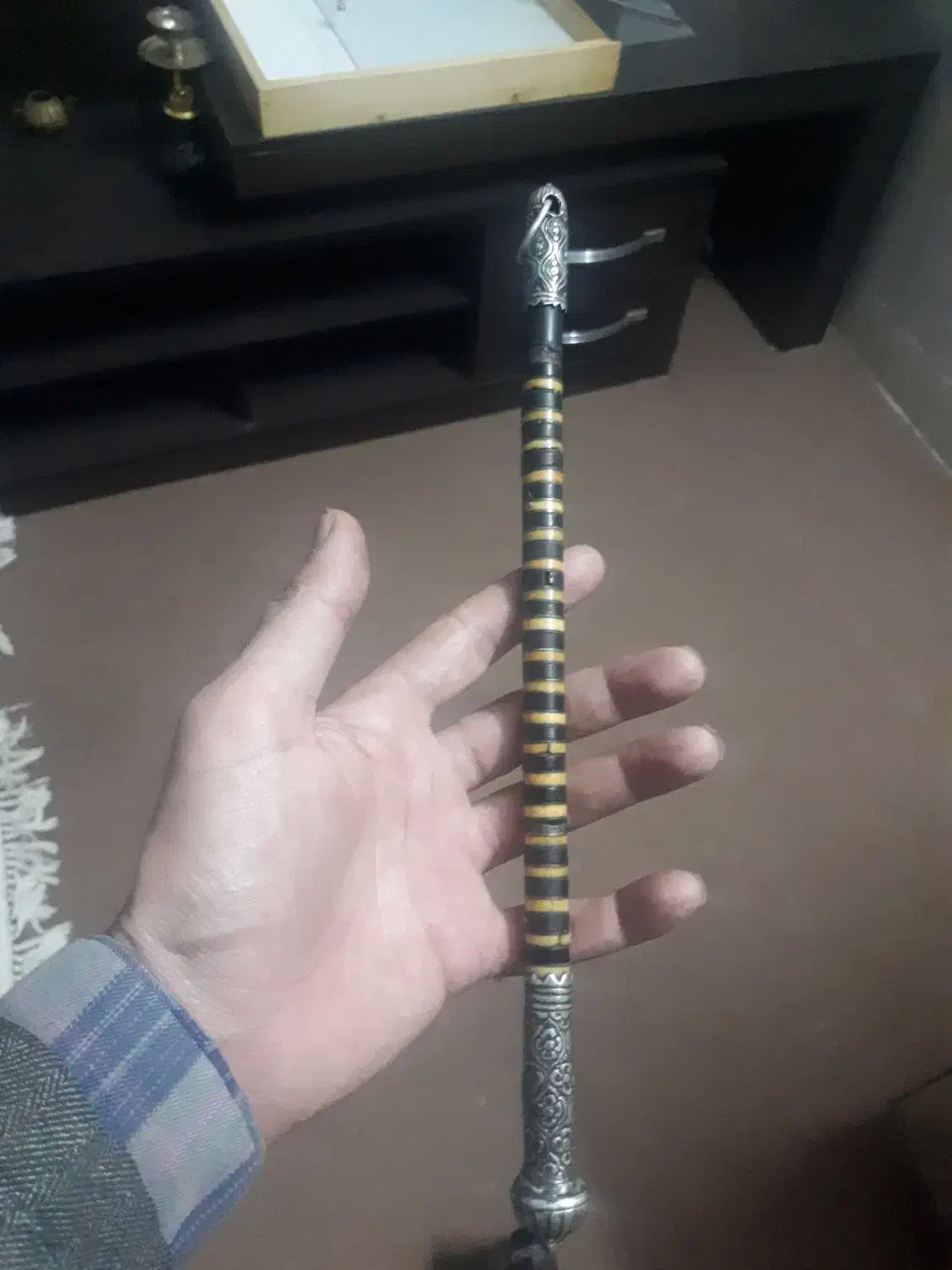 شلاق نقره صفوی|کلکسیون اشیاء عتیقه|قم, دانش|دیوار