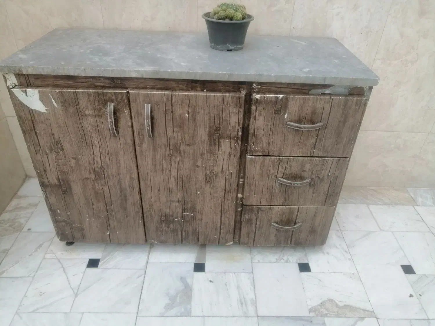 کابینت فلزی|آب‌چکان و نظم‌دهنده ظروف|قم, نیروگاه|دیوار