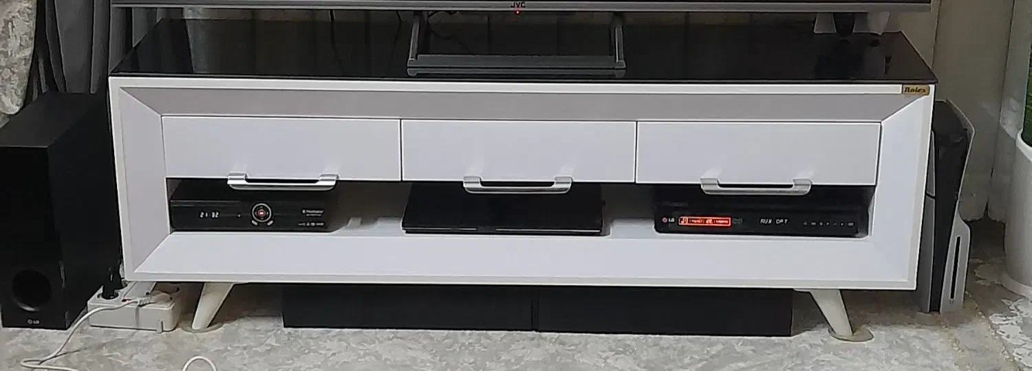 میز تلوزیون سفید سایز ۱۴۰|میز تلویزیون|تهران, خزانه|دیوار