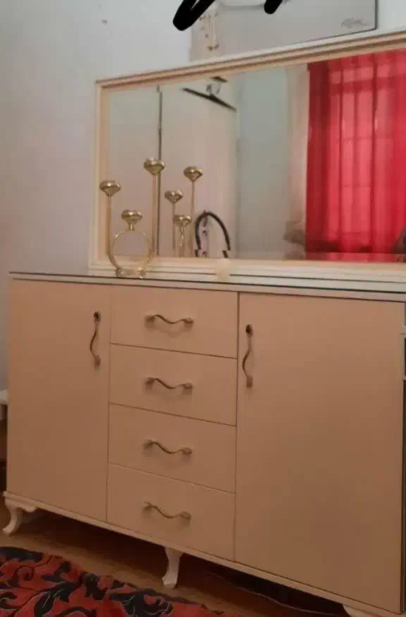 کنسول یا میز آرایشی|بوفه، ویترین، کنسول|تهران, نیکنام|دیوار