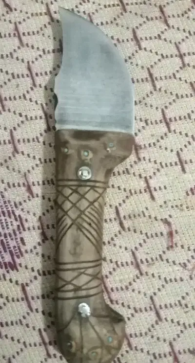 چاقو قدیمی|کوهنوردی و کمپینگ|شیروان (خراسان), |دیوار