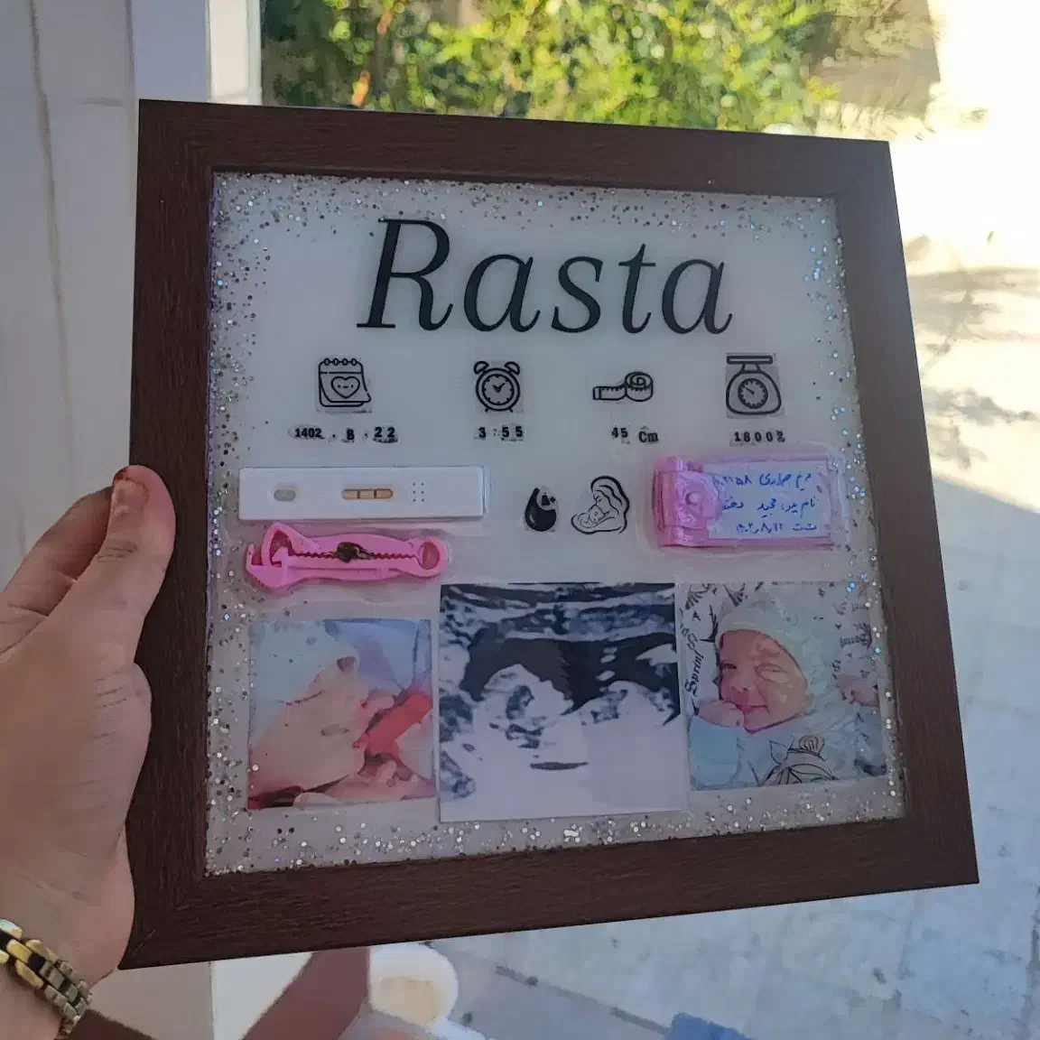 تابلو استند نوزاد رزین|تابلو، نقاشی، عکس|بیرجند, |دیوار