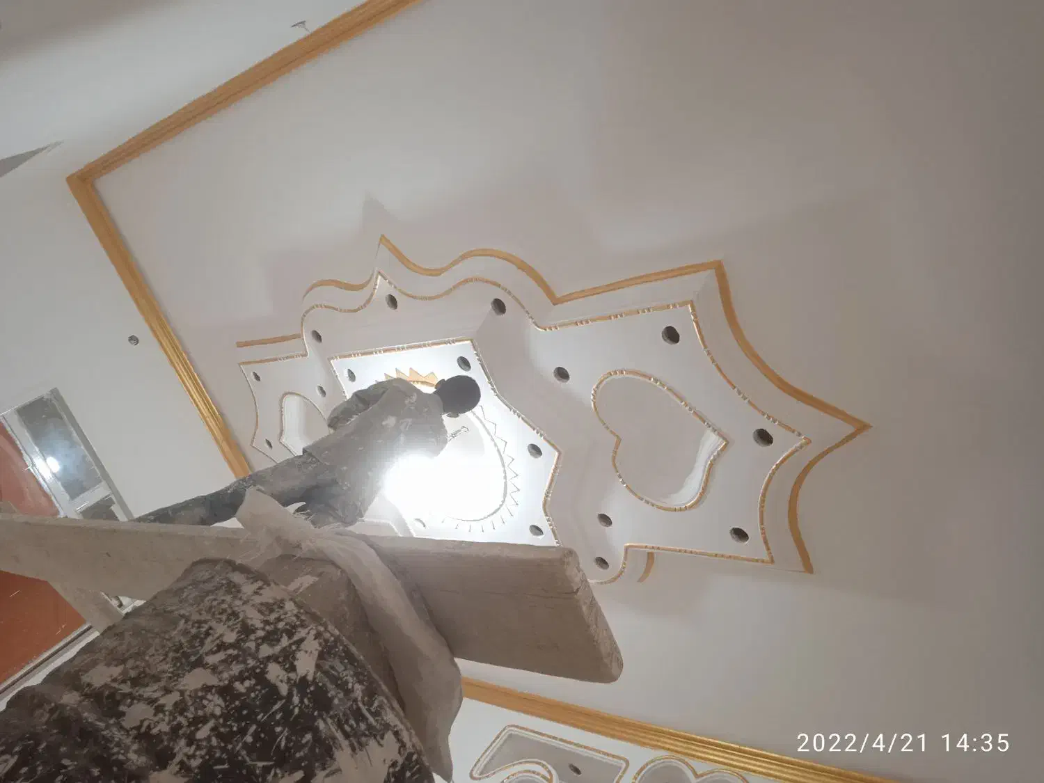 رنگ آمیزی و نقاشی ساختمان|خدمات پیشه و مهارت|زابل, |دیوار