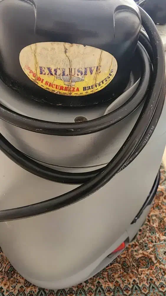 اسپرسوساز دلونگی|سماور، چای‌ساز، قهوه‌ساز|تهران, محمودیه|دیوار