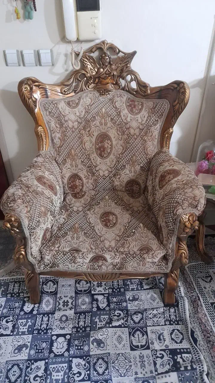 مبل هشت نفره سلطنتی ارزون|مبلمان خانگی و میز عسلی|اسلامشهر, شهرک توحید|دیوار