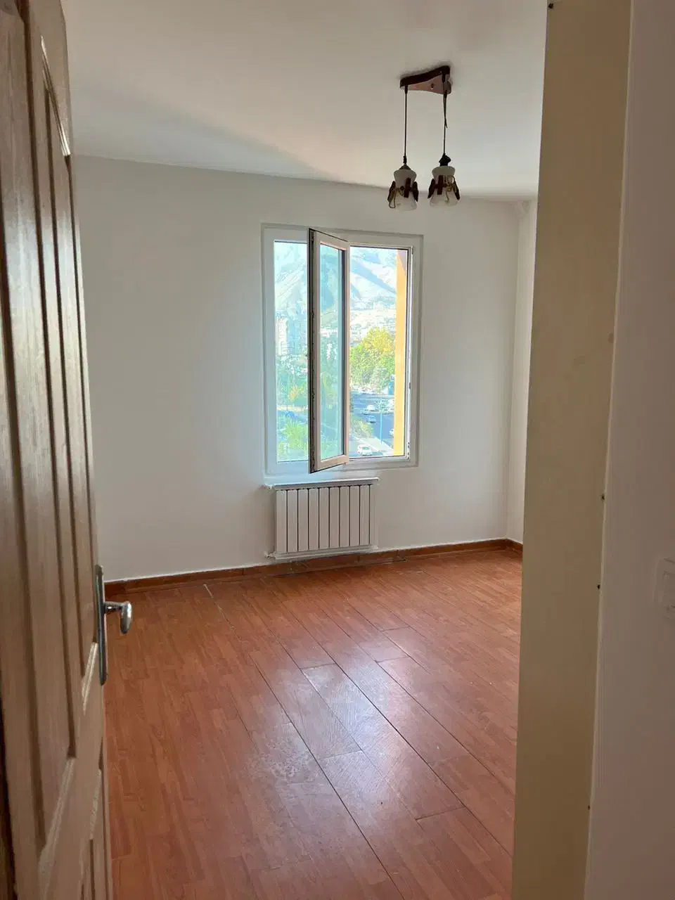 آپارتمان ۱۱۵ متری / دو خواب / علامه شمالی