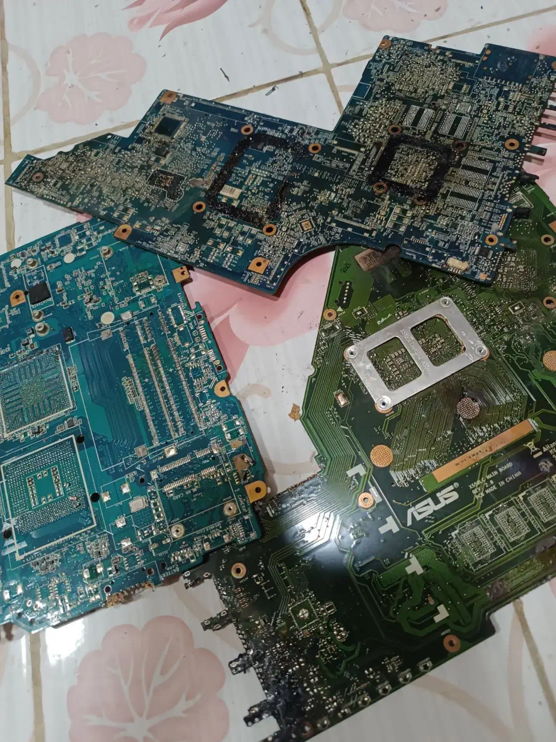 برد موبایل قدیمی مودم cpu رم کارت گرافیک کارت شبکه|خدمات رایانه‌ای و موبایل|تهران, آذری|دیوار