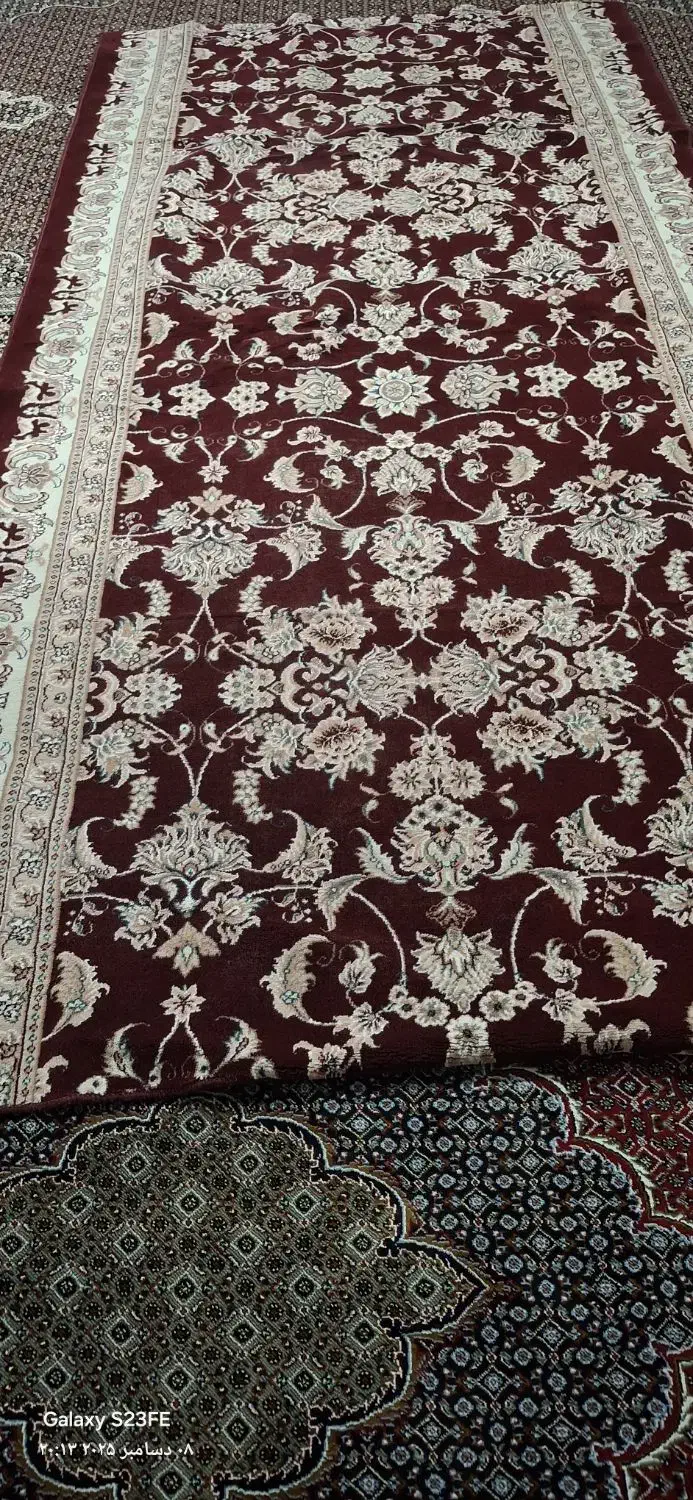 ی عدد قالی کناره سه متری در حد نو|فرش|ملایر, |دیوار