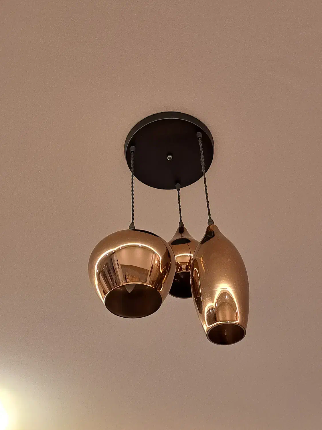 لوستر شیک دیزاین (دو عدد)|لوستر و چراغ آویز|اصفهان, کوی امام|دیوار