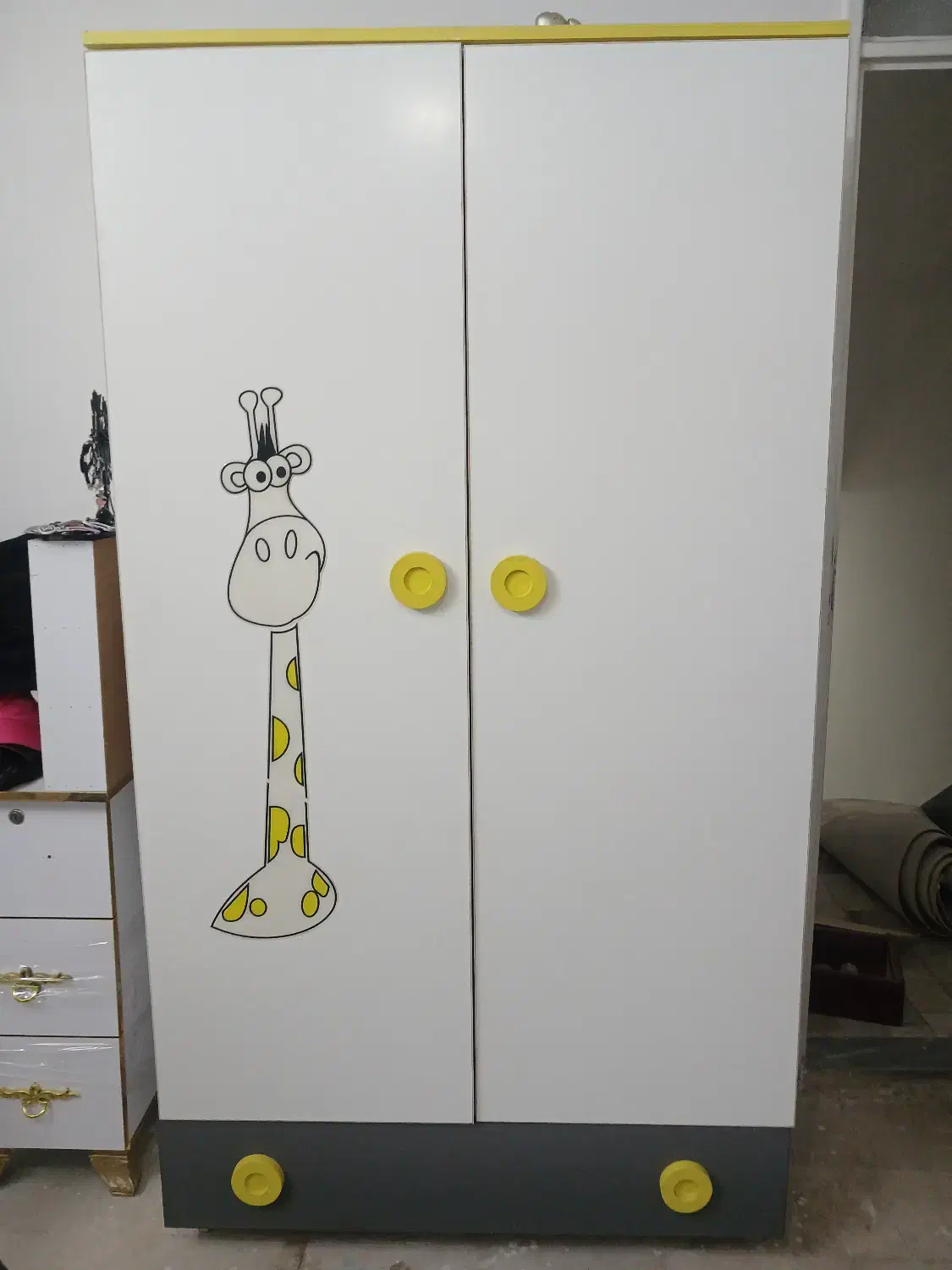 کمد بچه و نوجوان|اسباب و اثاث بچه|قم, باسکول|دیوار