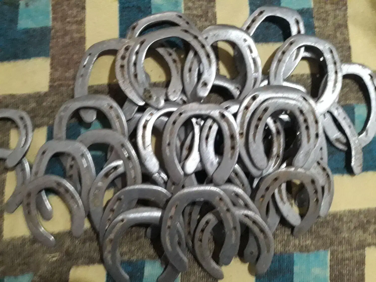 نعل اسب کهنه پاخورده|اسب و تجهیزات اسب‌سواری|تهران, خلیج فارس|دیوار