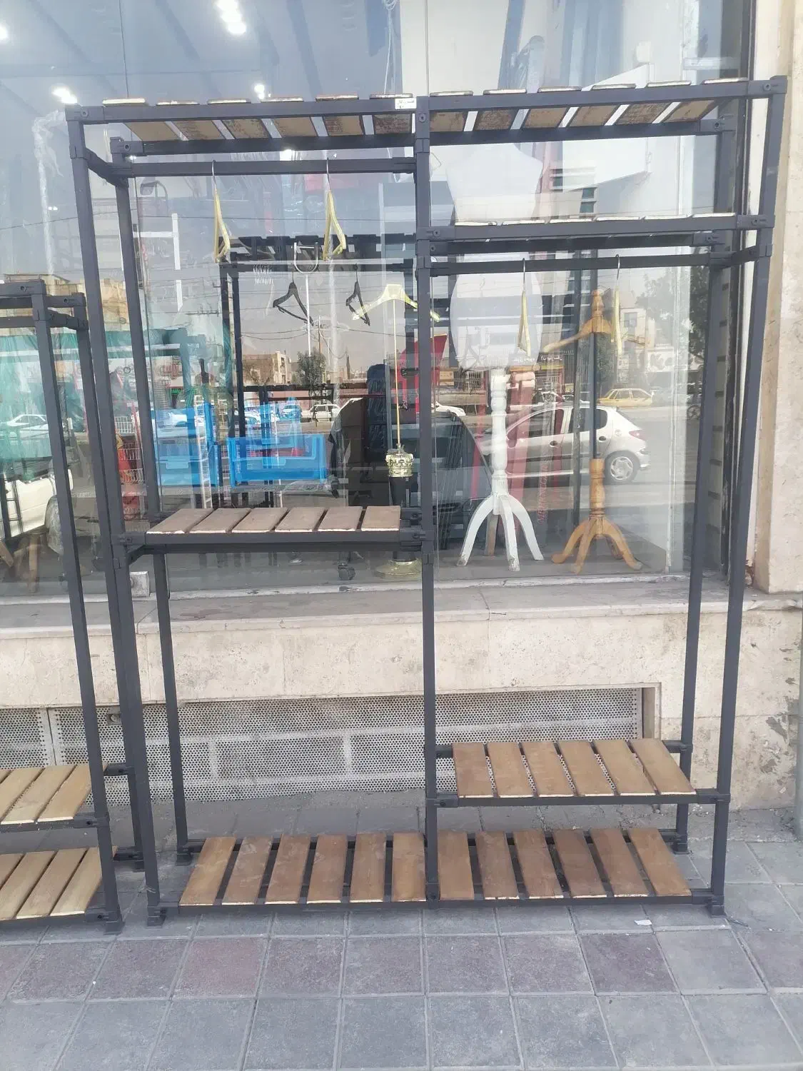 رگال لباس|مبلمان خانگی و میز عسلی|پرند, فاز ۰|دیوار