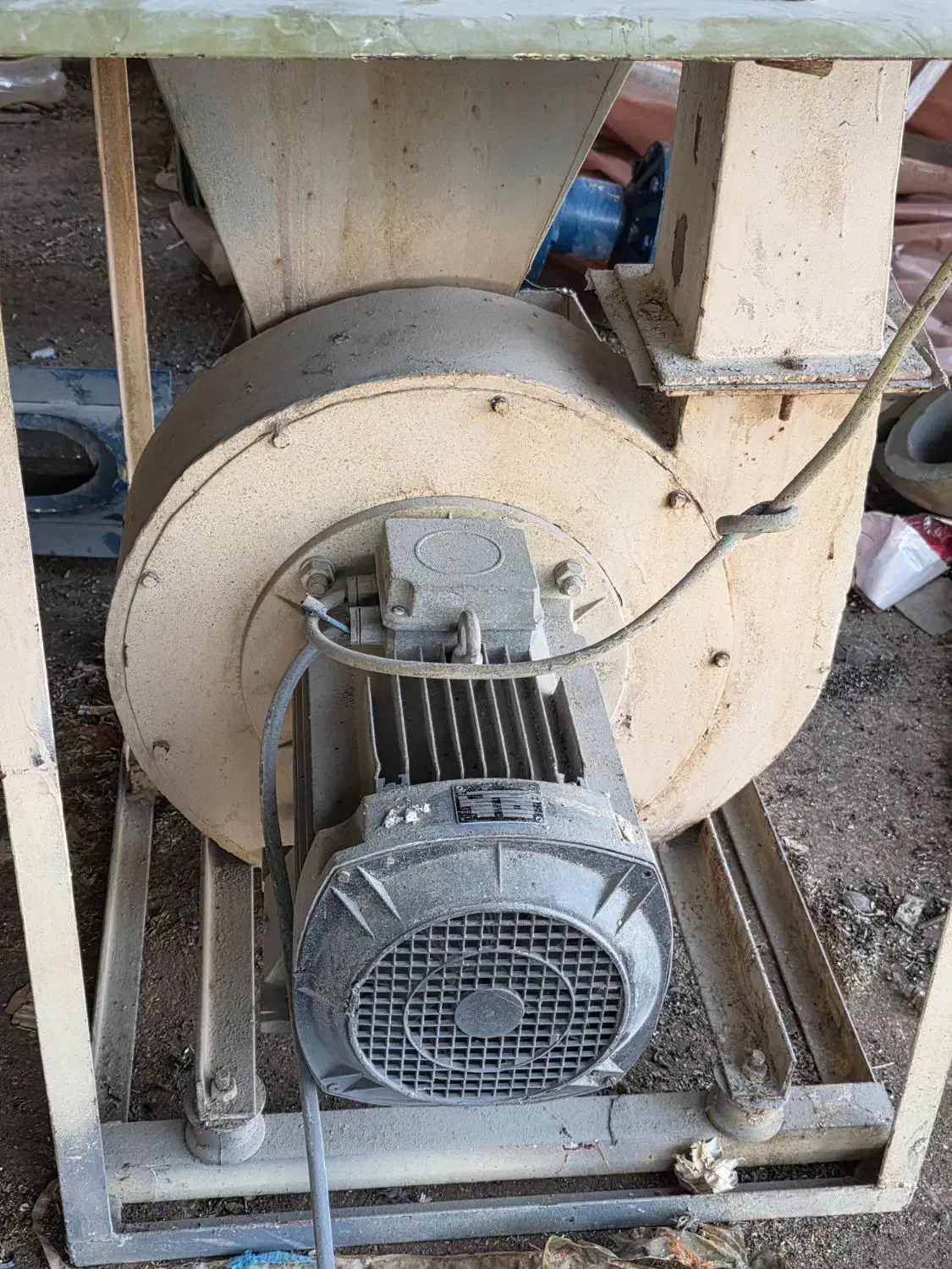 فروش گیربکس پمپ اب الکتروموتور شوت کن|ماشین‌آلات صنعتی|زرقان, |دیوار