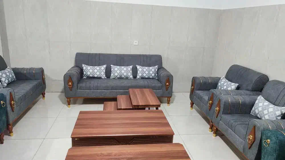 مبل راحتی نیو|مبلمان خانگی و میز عسلی|باقرشهر, |دیوار