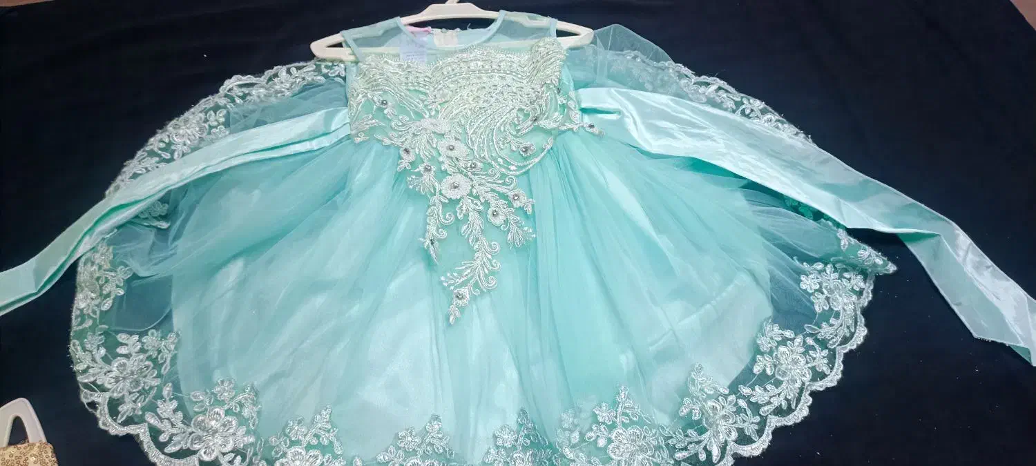 چندعدد لباس عروس دخترانه|کفش و لباس بچه|محمدیه-قزوین, |دیوار