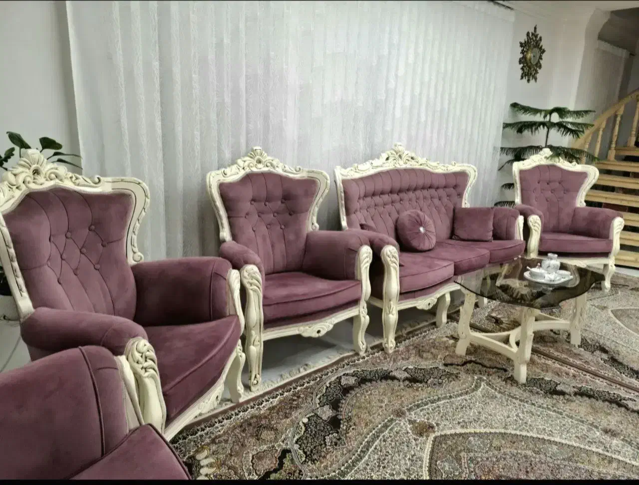 مبل سلطنتی|مبلمان خانگی و میز عسلی|لاهیجان, کوی خزر|دیوار