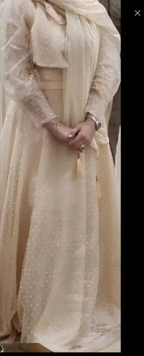 لباس مجلسی|لباس|بومهن, |دیوار