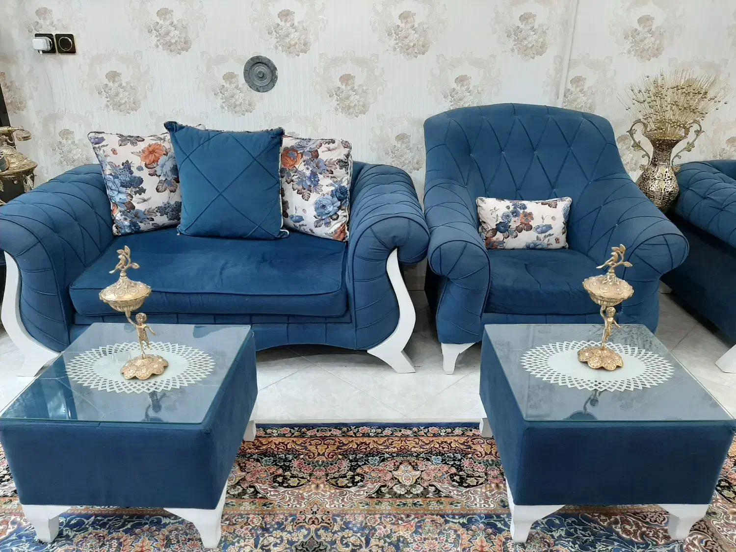 راحتی چستر|مبلمان خانگی و میز عسلی|اراک, |دیوار