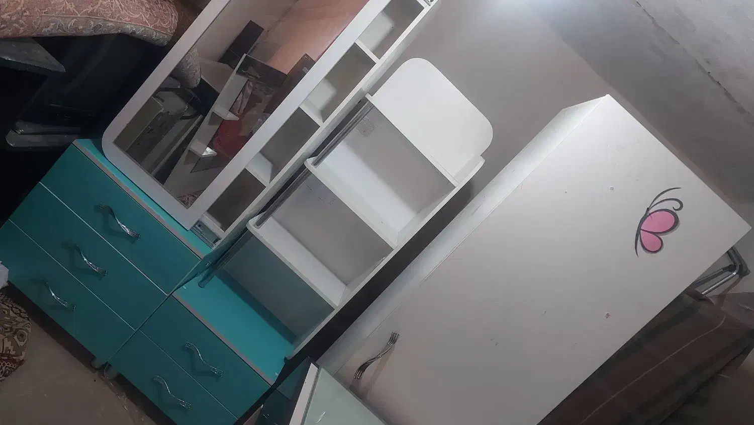 کمد لباس و دکوری و آینه نوجوان|بوفه، ویترین، کنسول|دامغان, |دیوار