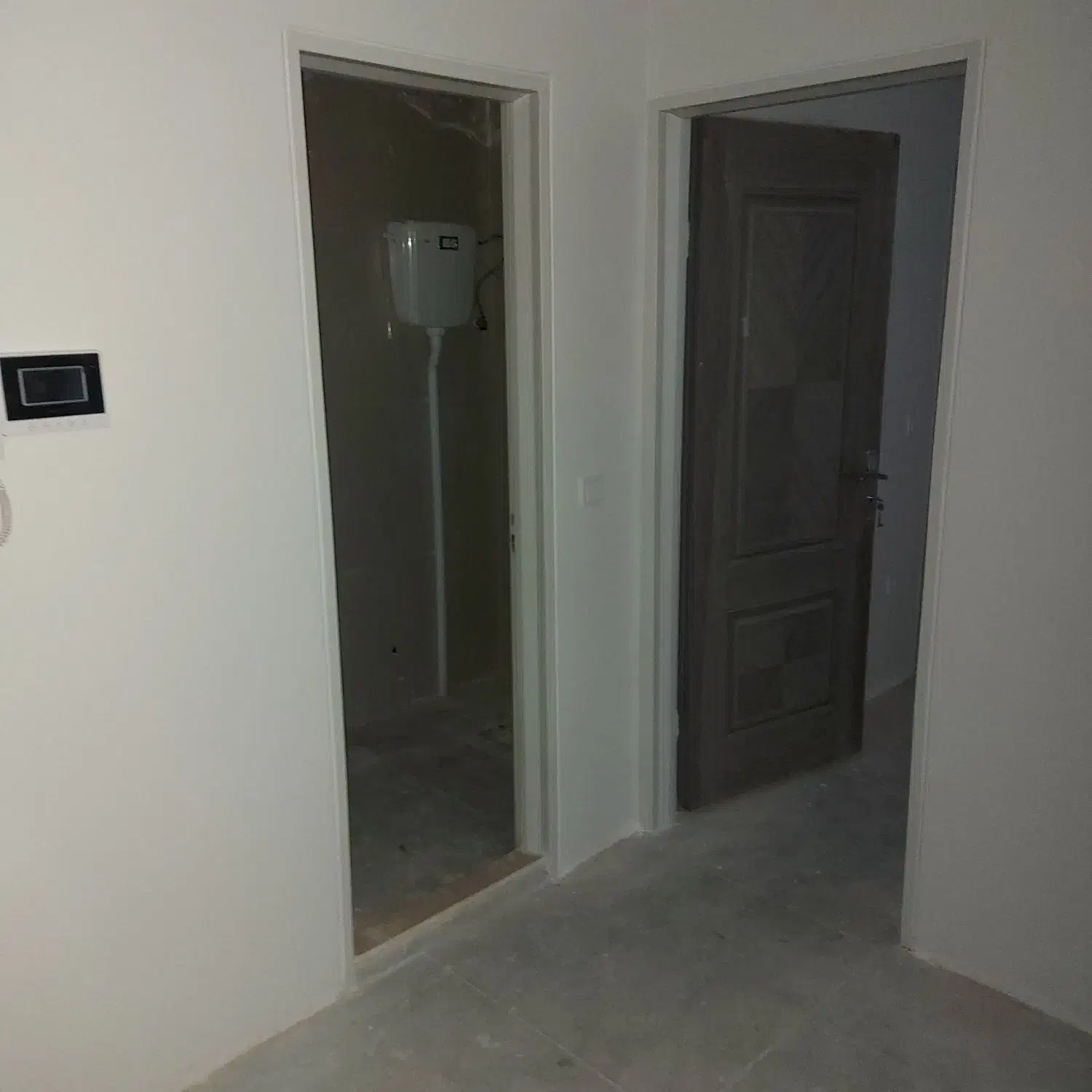 ۳۵ متر کلید نخورده با پارکینگ مزاحم