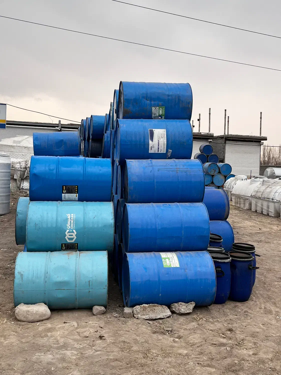 بشکه فلزی و پلاستیکی|مصالح و تجهیزات ساختمان|باسمنج, |دیوار