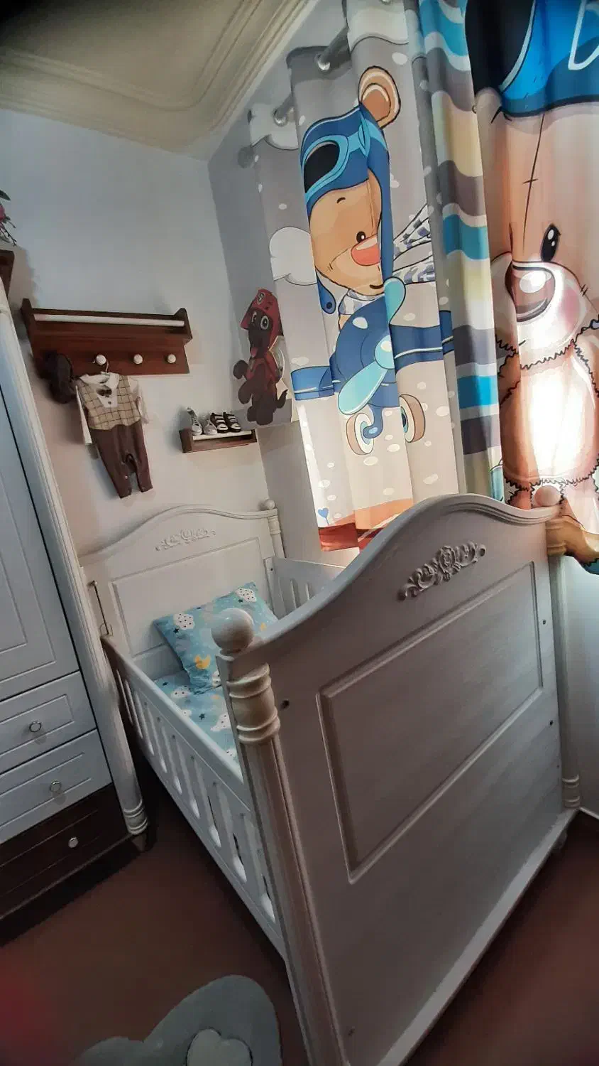 تخت و کمد نوزادی|تخت و صندلی بچه|رشت, گلباغ نماز|دیوار