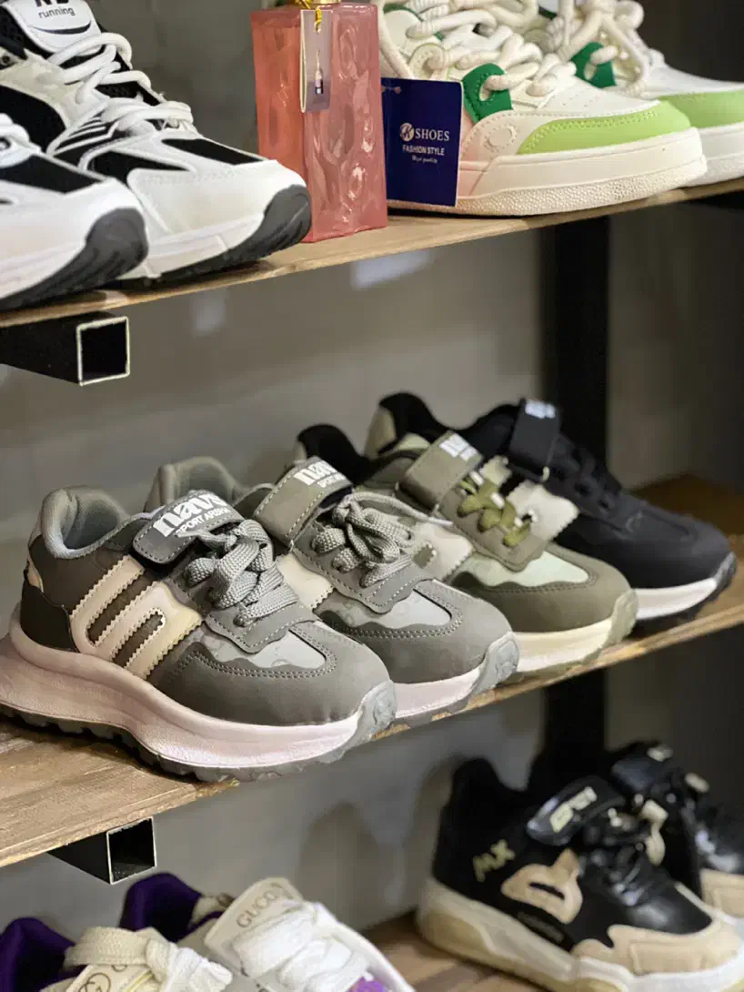 کتونی بچگونه|کفش و لباس بچه|تهران, آزادشهر|دیوار