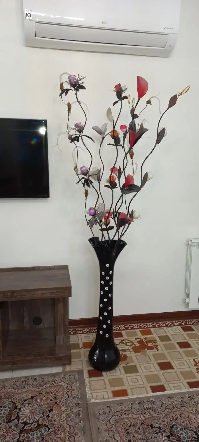گل وگدان بسیار تمیز وسالم|گل مصنوعی|گرمدره, |دیوار