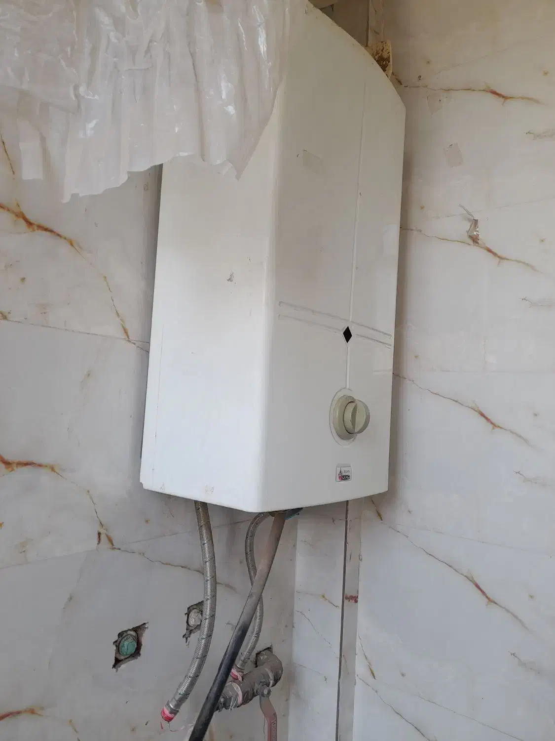 ابگرمکن  دیواری بوتان بدوشمک  و برقی جام الکتریک|آبگرمکن، پکیج، شوفاژ|قم, ولیعصر|دیوار