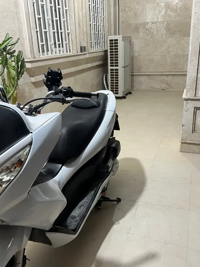 هونداpcx|موتورسیکلت|میناب, |دیوار