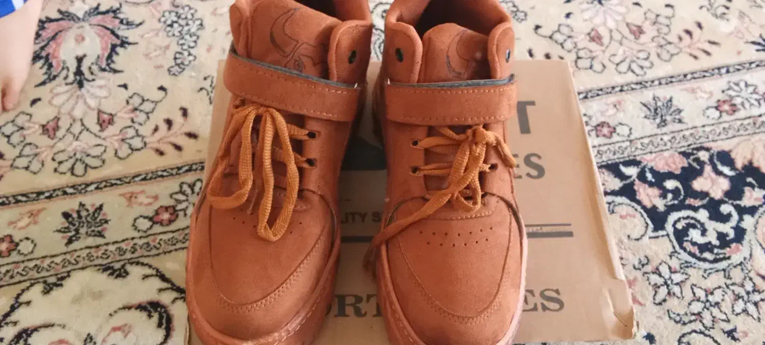 بوت نو نو|کیف، کفش، کمربند|قصرشیرین, |دیوار