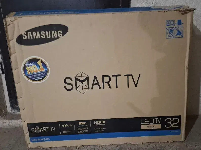 تلوزیون LED سامسونگ ۳۲ اینچ|تلویزیون و پروژکتور|ساوه, |دیوار