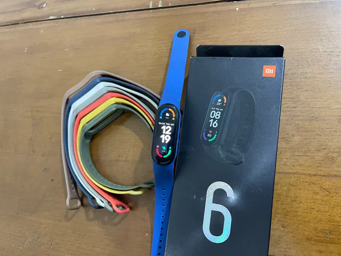 شیائومی بند ۶ با ۸تا بند اضافه|ساعت|تهران, میدان ولیعصر|دیوار