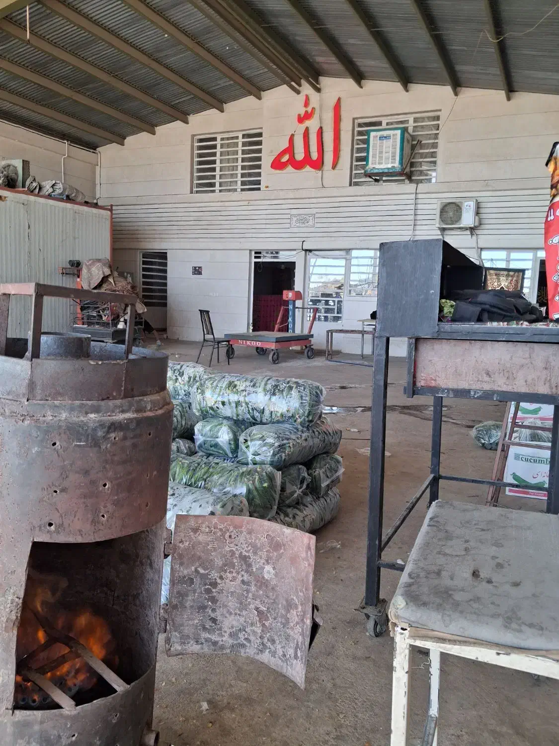 فروش ملک تجاری میدان تره بار|فروش مغازه و غرفه|سیرجان, |دیوار