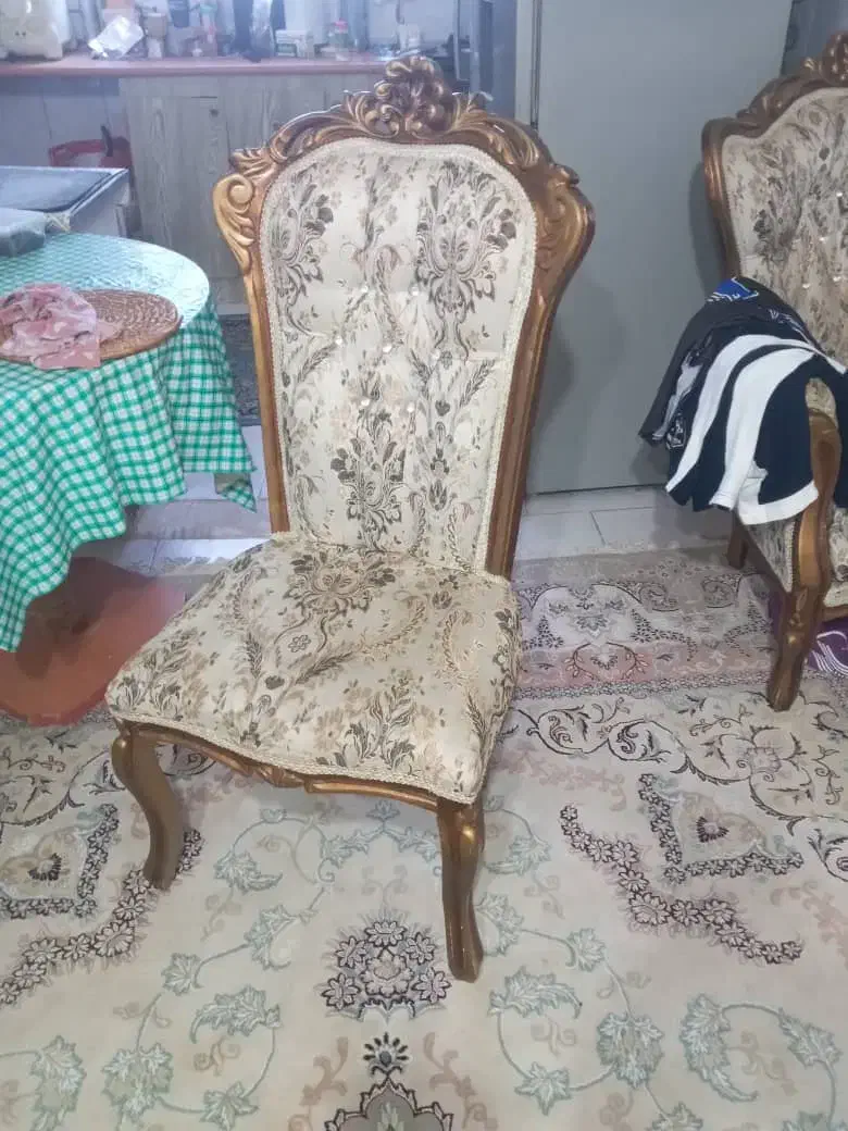 مبل سلطنتی 9 نفره|مبلمان خانگی و میز عسلی|لاهیجان, کوی زمانی|دیوار