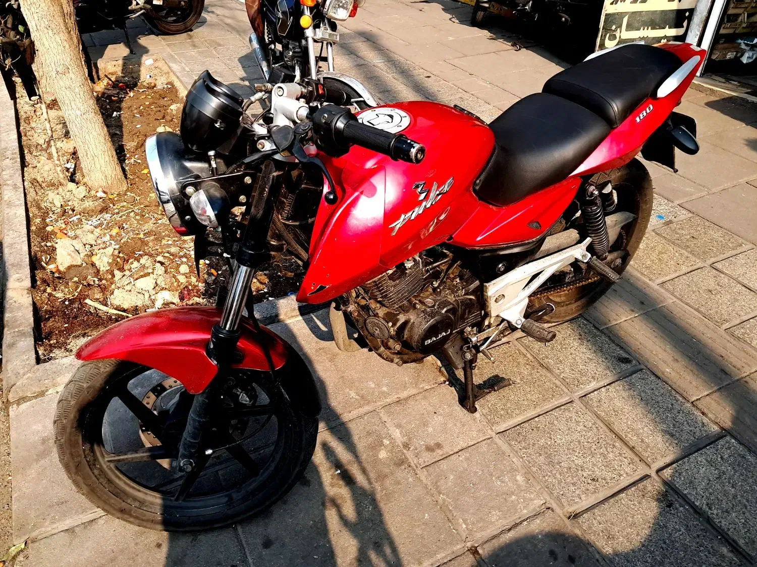 موتور سیکلت پالس 180cc|موتورسیکلت|تهران, قلمستان|دیوار