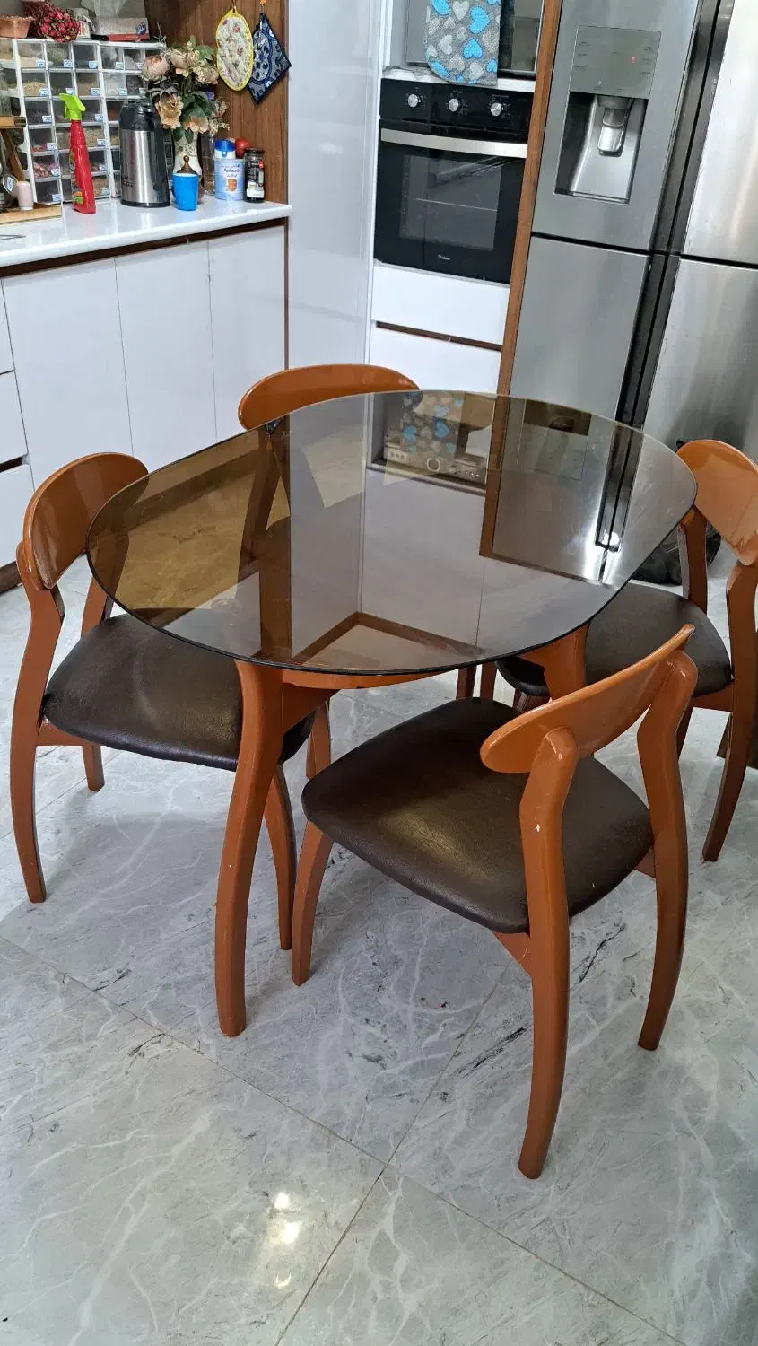 میز ناهارخوری چهار نفره سالم|میز و صندلی غذاخوری|بم, |دیوار