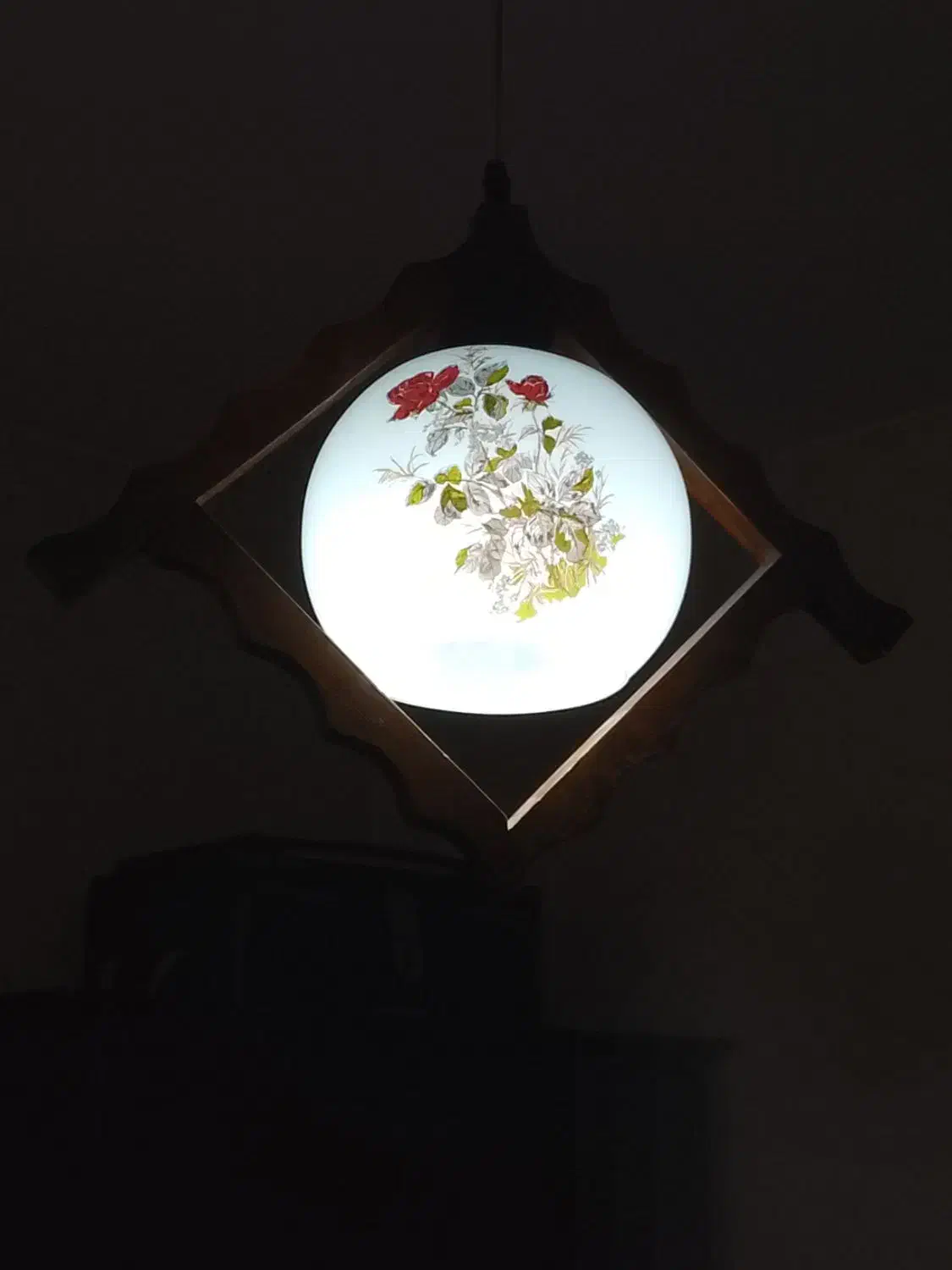 ۲ عدد لوستر توپی|لوستر و چراغ آویز|تهران, دژکام|دیوار