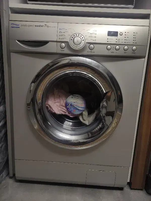 لباسشویی|ماشین لباسشویی و خشک‌کن لباس|گلبهار, شهر جدید گلبهار|دیوار