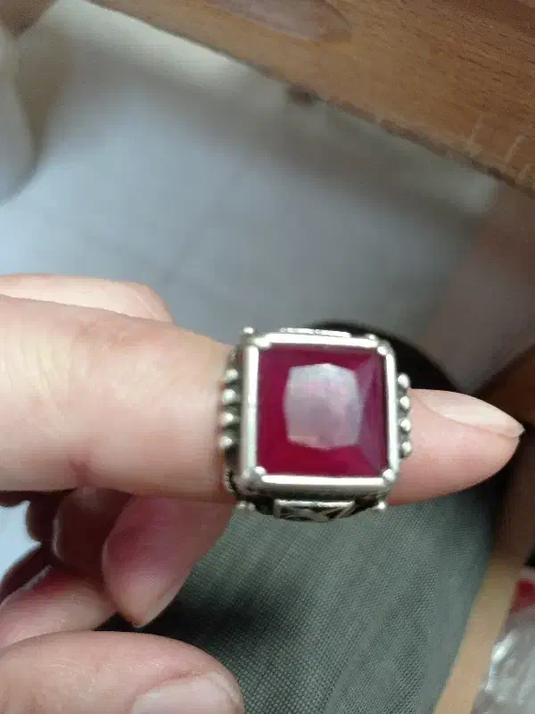 انگشتر یاقوت|کلکسیون اشیاء عتیقه|زنجان, |دیوار