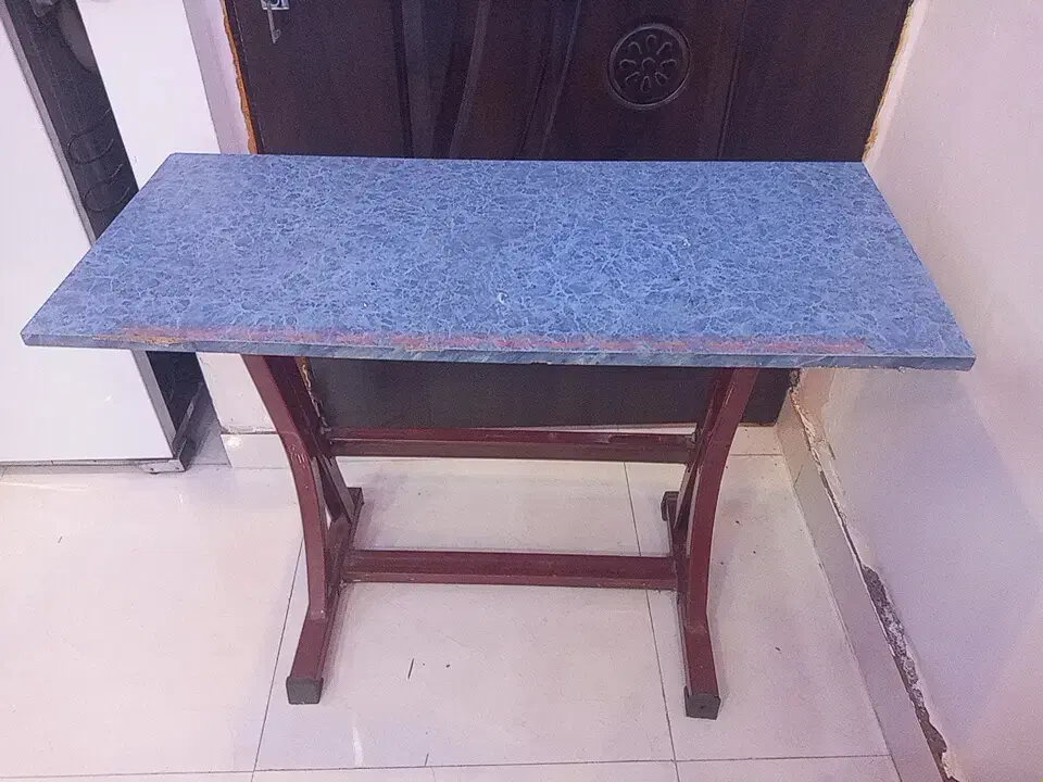 میز چرخ خیاطی|چرخ خیاطی و ریسندگی|رشت, جماران|دیوار