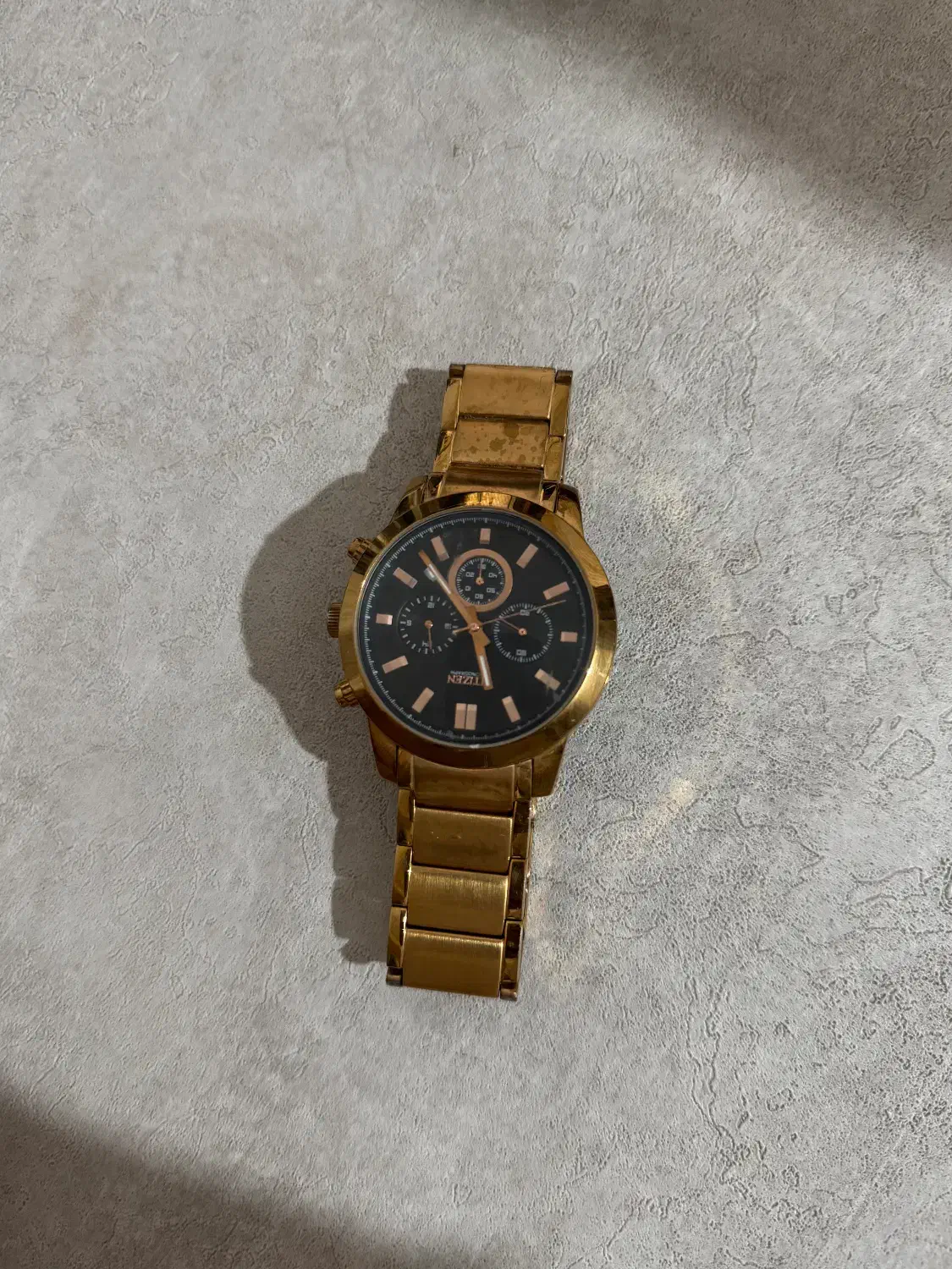 ساعت مردونه|ساعت|قم, بنیاد|دیوار