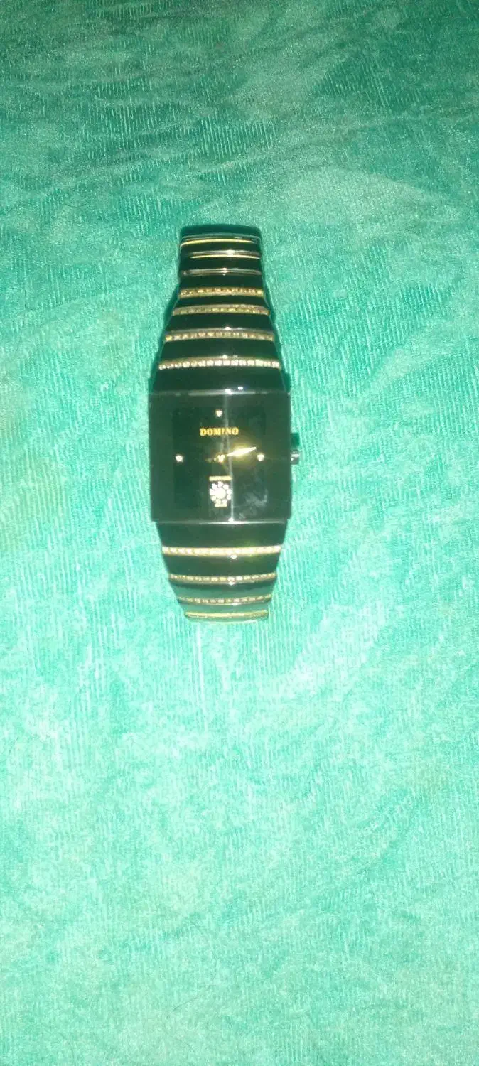 ساعت اصلئ|ساعت|میرجاوه, |دیوار