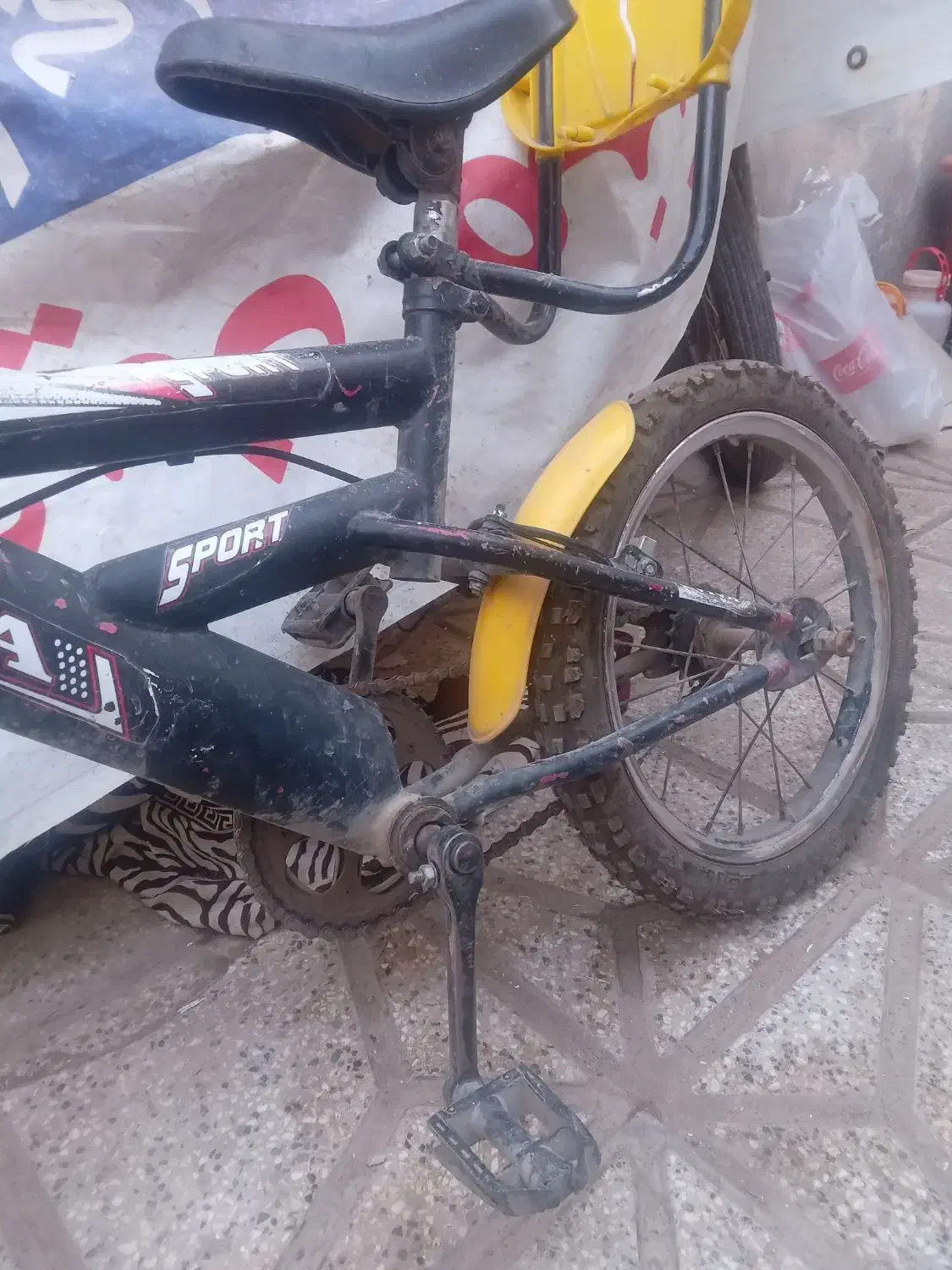 چرخ|دوچرخه، اسکیت، اسکوتر|نیشابور, گنبد سبز|دیوار