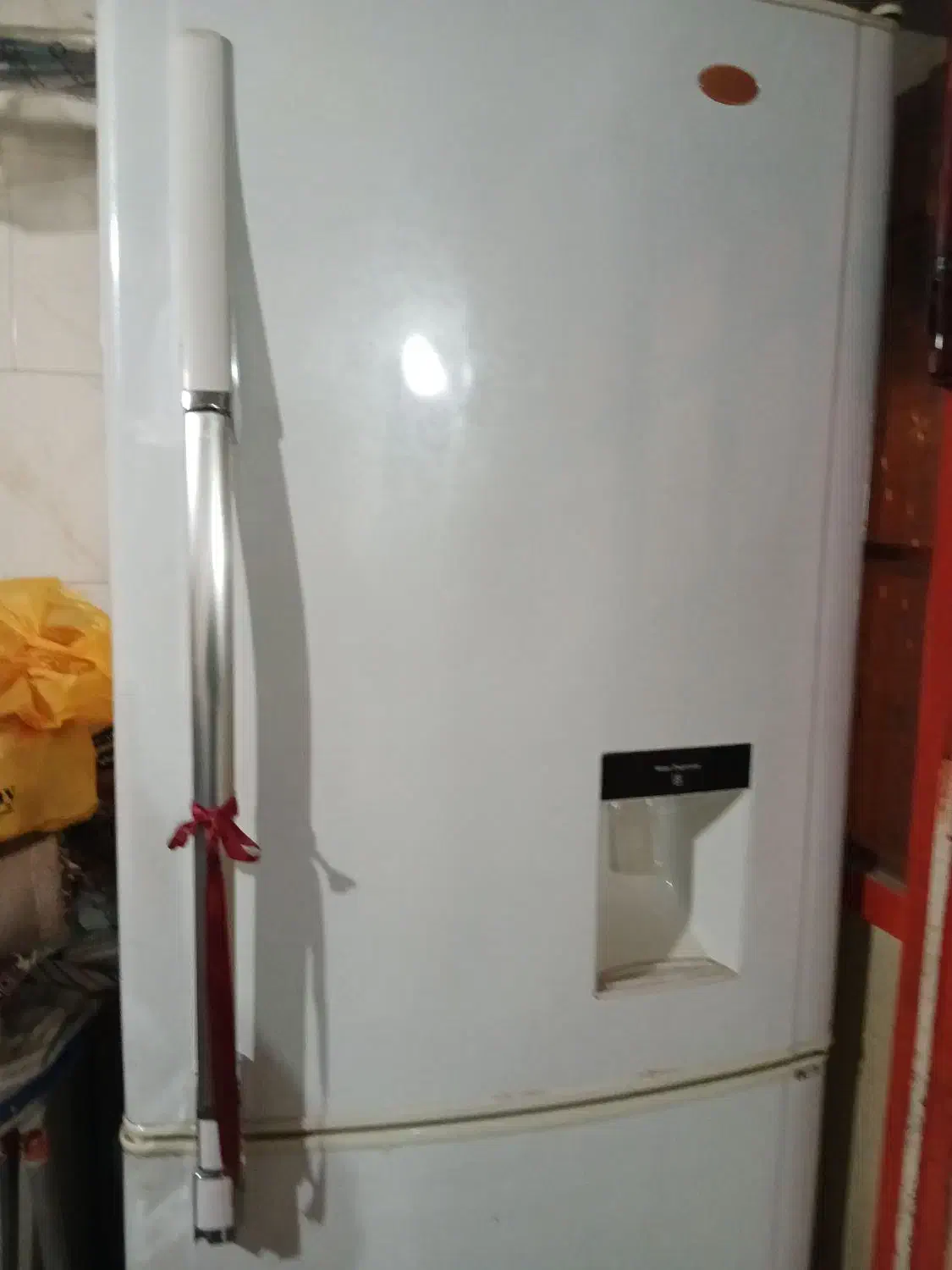 یخچال|یخچال و فریزر|شیراز, تندگویان|دیوار